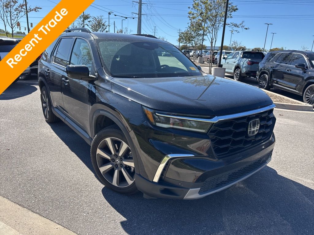 2024 Honda Pilot Touring photo 2