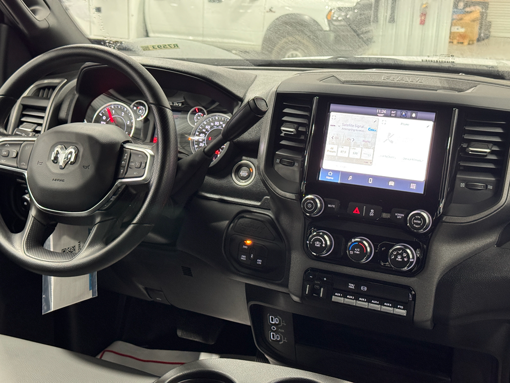 2025 Ram 4500 Tradesman photo 12