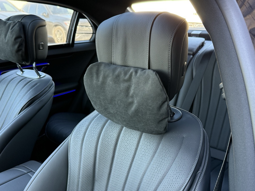 2026 Mercedes Benz S 500 4MATIC photo 3