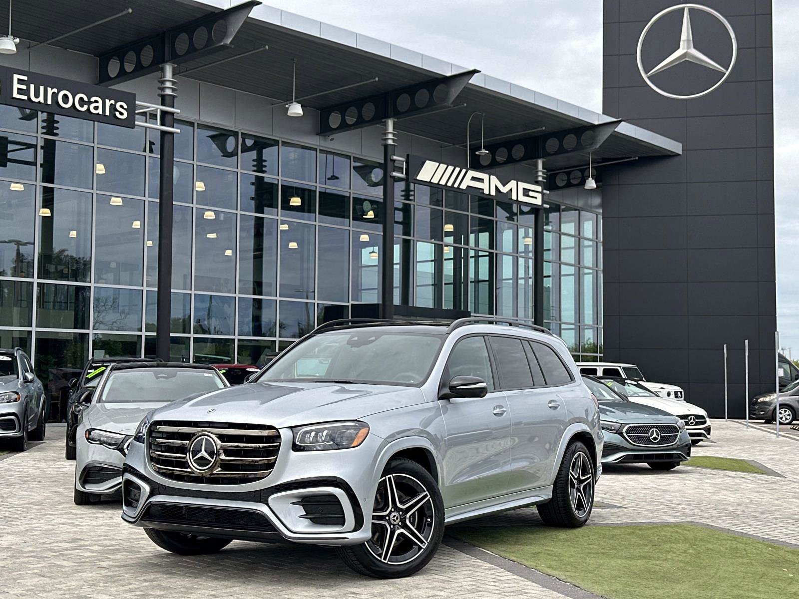 2026 Mercedes-Benz GLS Base's photo