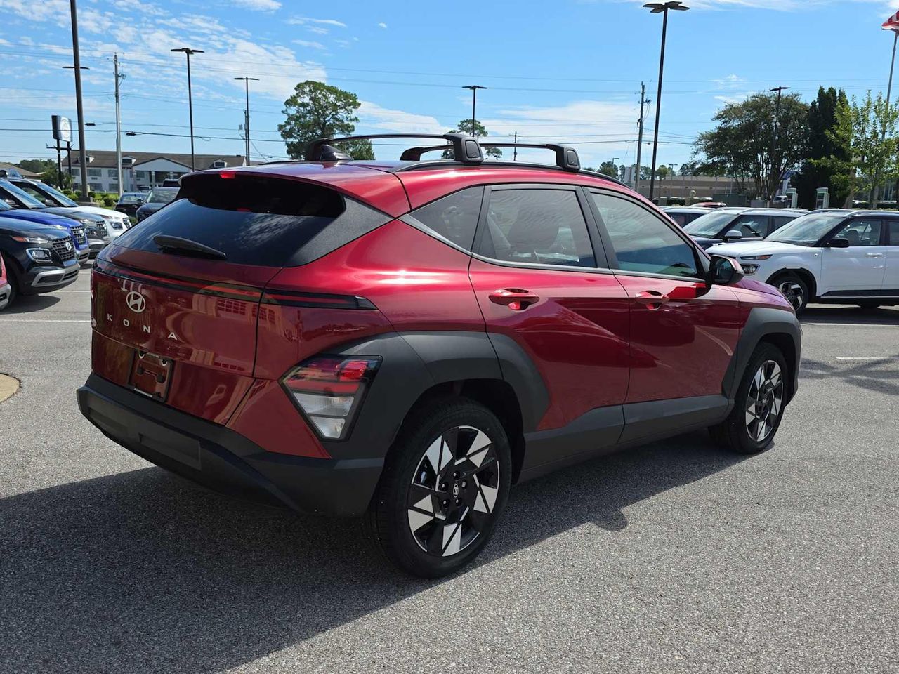 2025 Hyundai Kona SEL photo 5