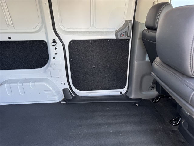 2020 Nissan NV200 S photo 9