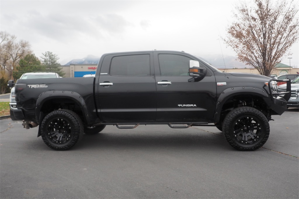 2013 Toyota Tundra CrewMax photo 4