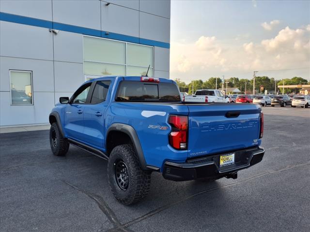2025 Chevrolet Colorado ZR2 photo 3