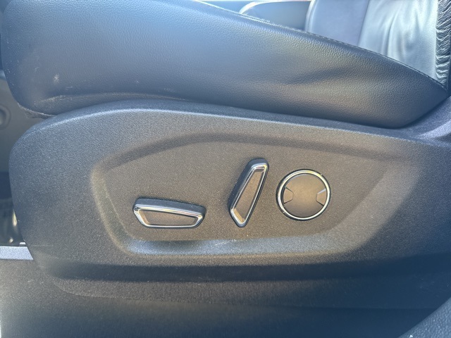 2019 Ford Edge Titanium photo 8