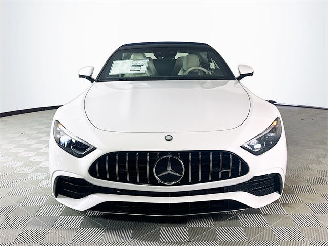 2026 Mercedes Benz SL 43 AMG photo 2