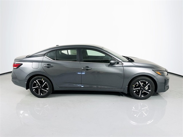 2025 Nissan Sentra SV photo 8