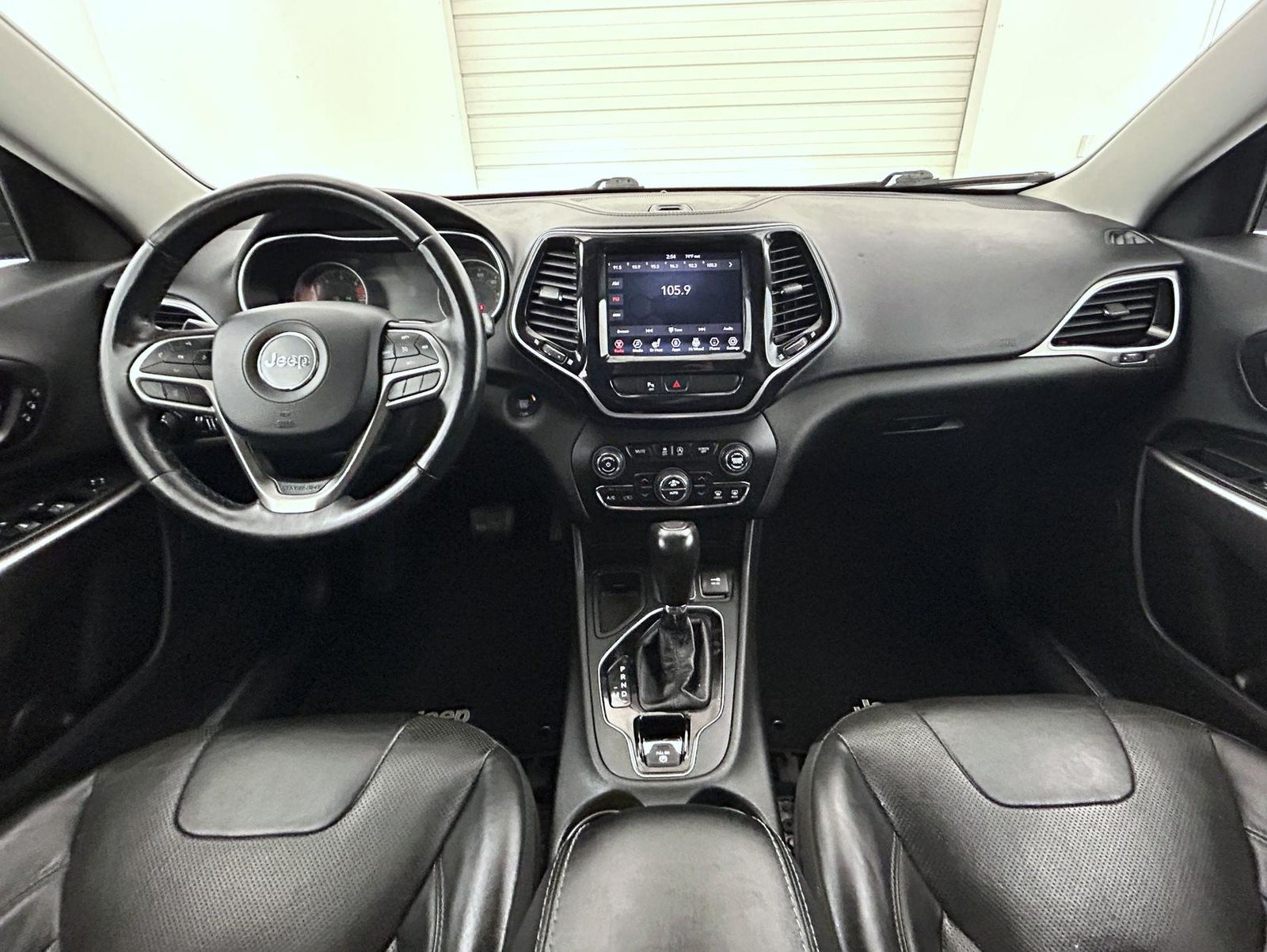 2019 Jeep Cherokee Limited photo 13