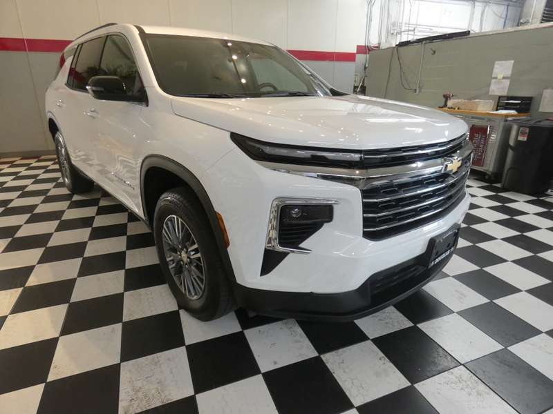2025 Chevrolet Traverse 1LT photo 3