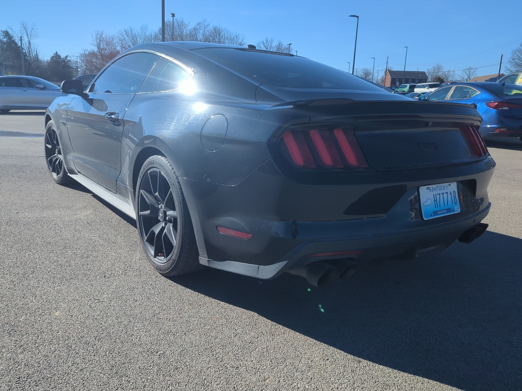 2017 Ford Mustang GT Premium photo 3