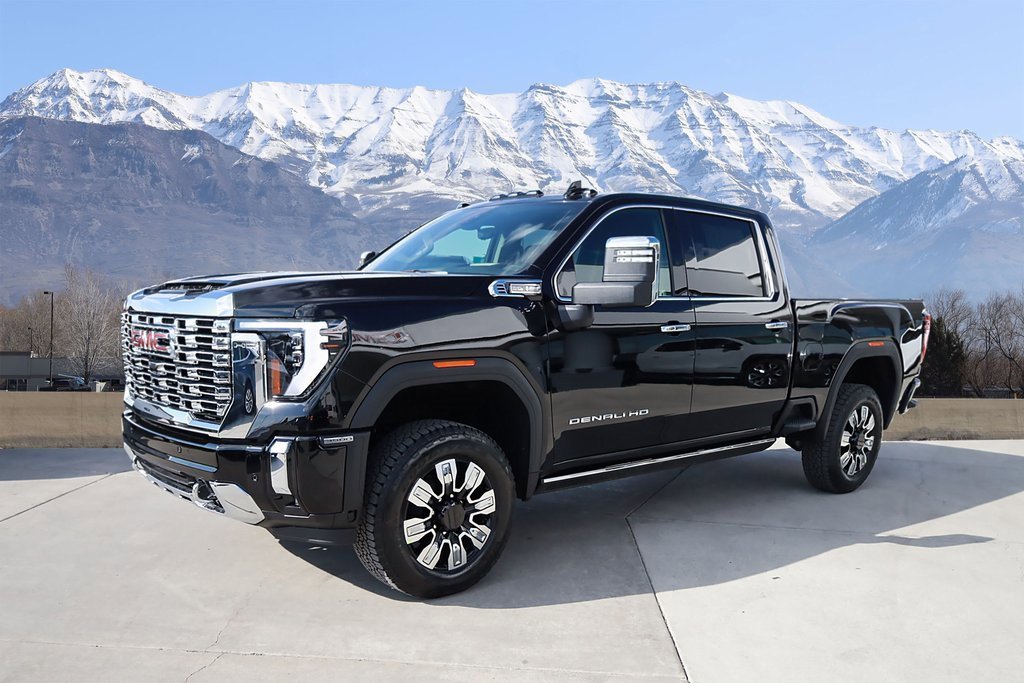 2026 Gmc Sierra 3500 HD Denali photo 2