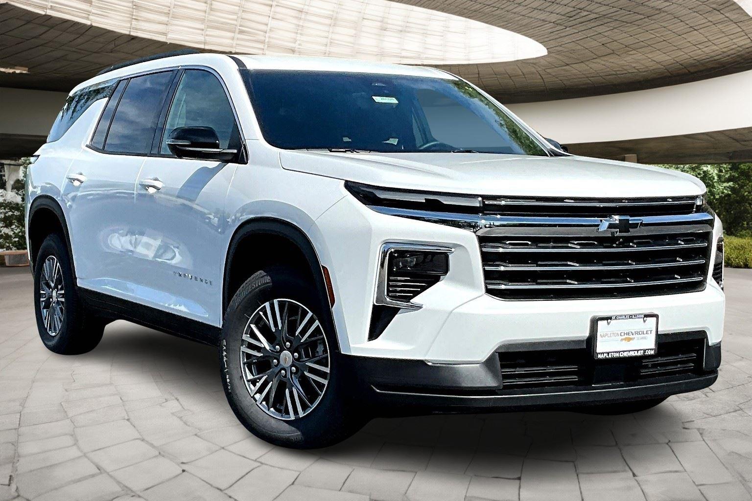 2026 Chevrolet Traverse photo 2