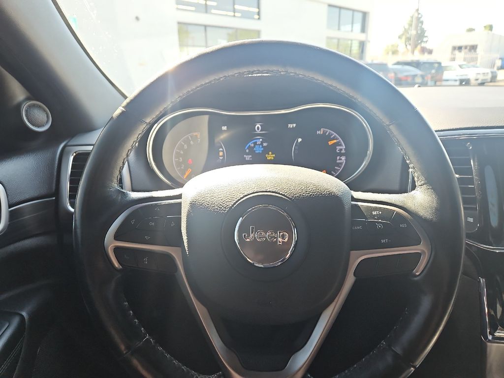 2020 Jeep Grand Cherokee Altitude photo 7