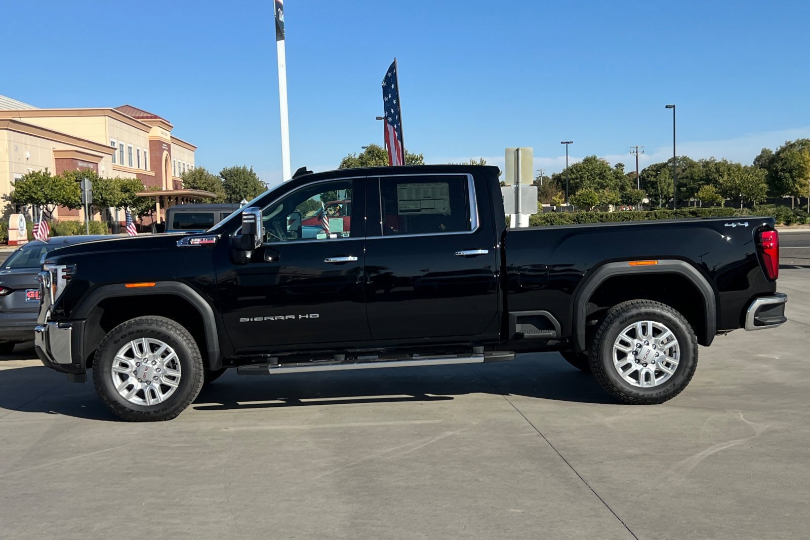 2024 Gmc Sierra 2500 HD SLT photo 3