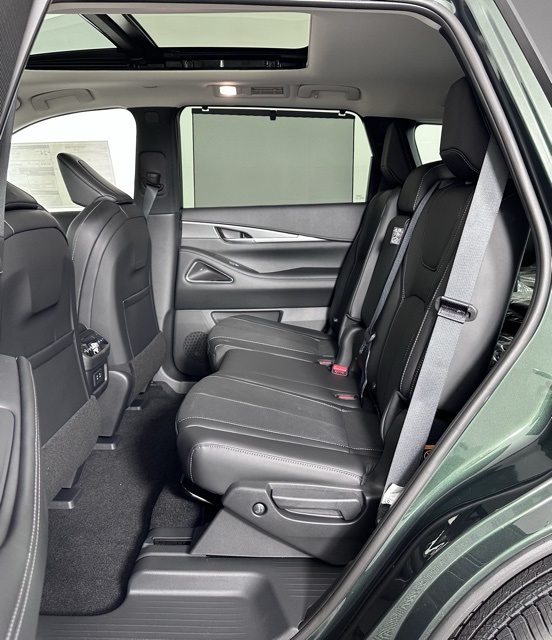 2026 Infiniti QX60 Luxe photo 15