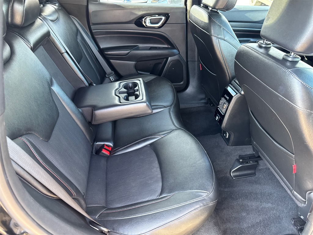 2024 Jeep Compass Trailhawk photo 17