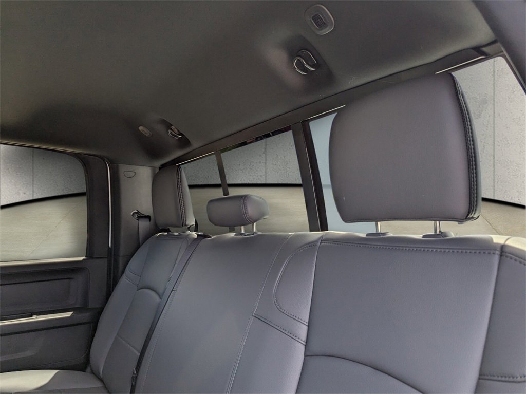 2025 Ram 2500 Tradesman photo 7