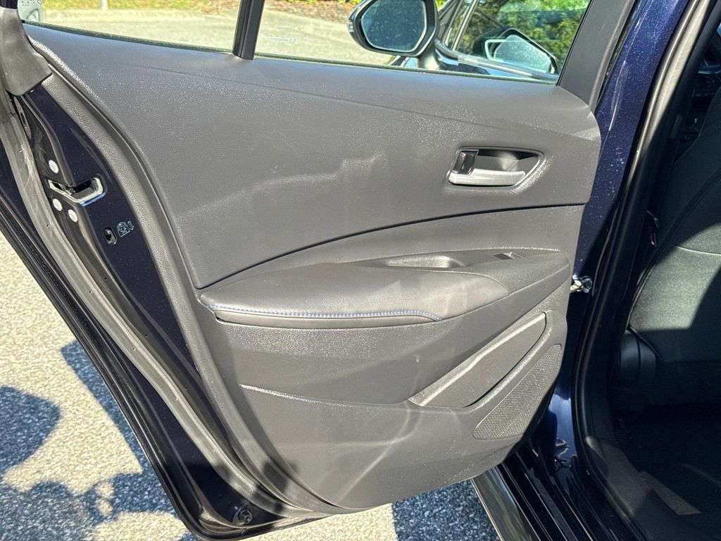 2021 Toyota Corolla SE photo 10