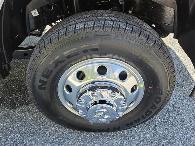 2026 Ram 3500 Tradesman photo 16