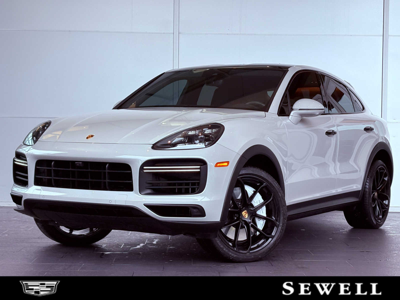 2023 Porsche Cayenne Coup Turbo's photo
