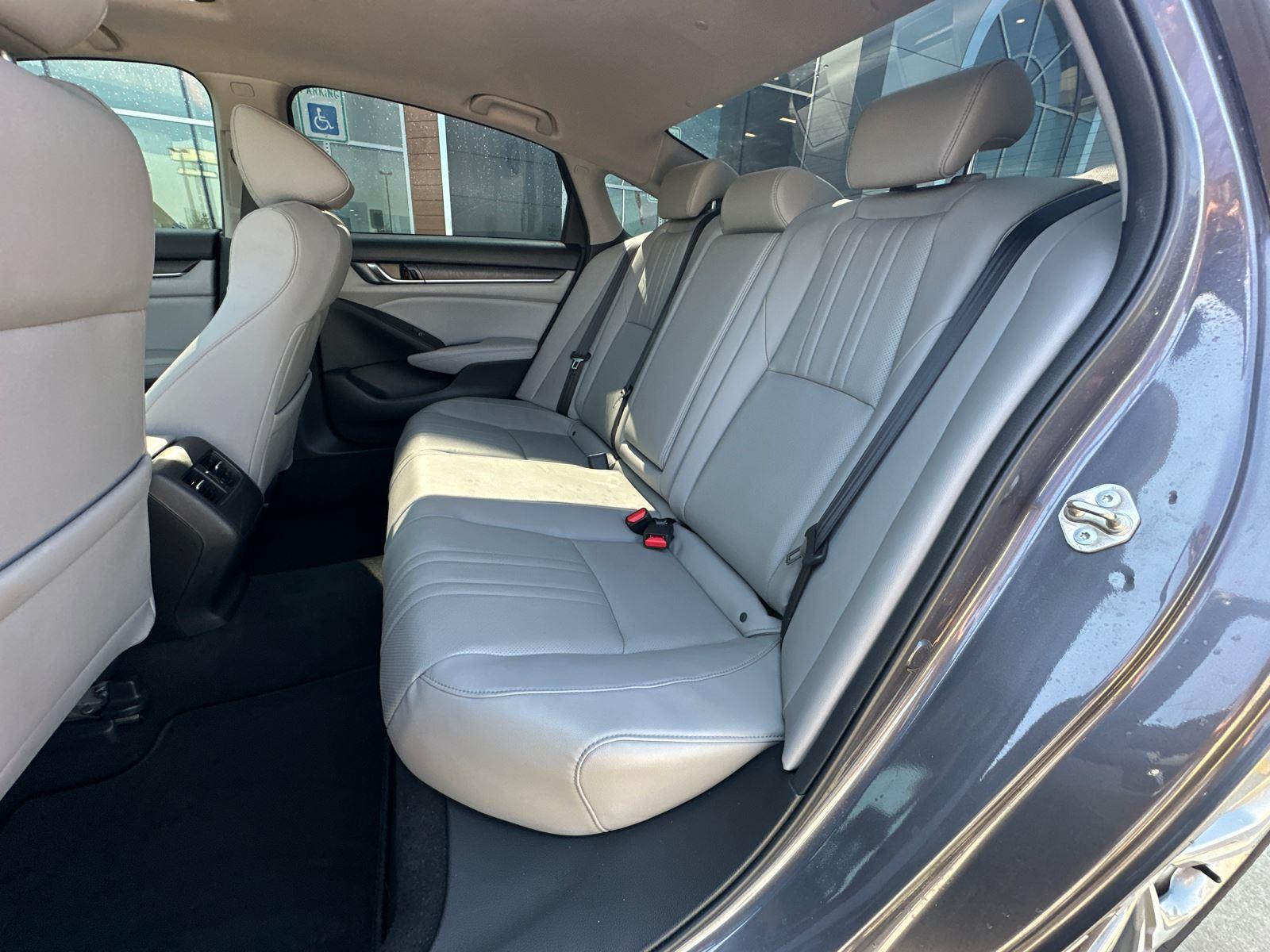 2018 Honda Accord EX-L 1.5T photo 23