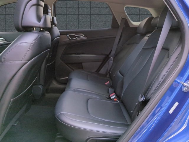 2024 Kia Sportage EX photo 11