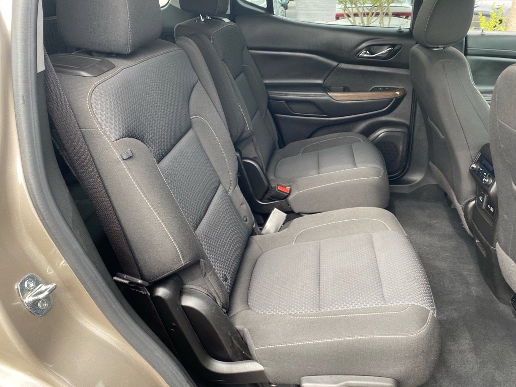 2022 Gmc Acadia SLE photo 24