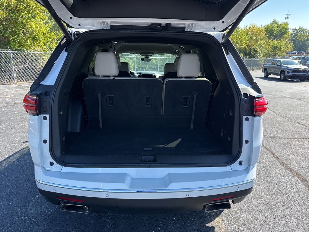2023 Chevrolet Traverse Premier photo 9