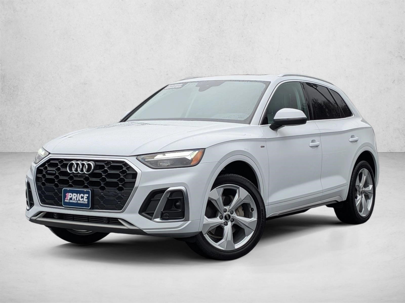 2023 Audi Q5 Premium Plus's photo