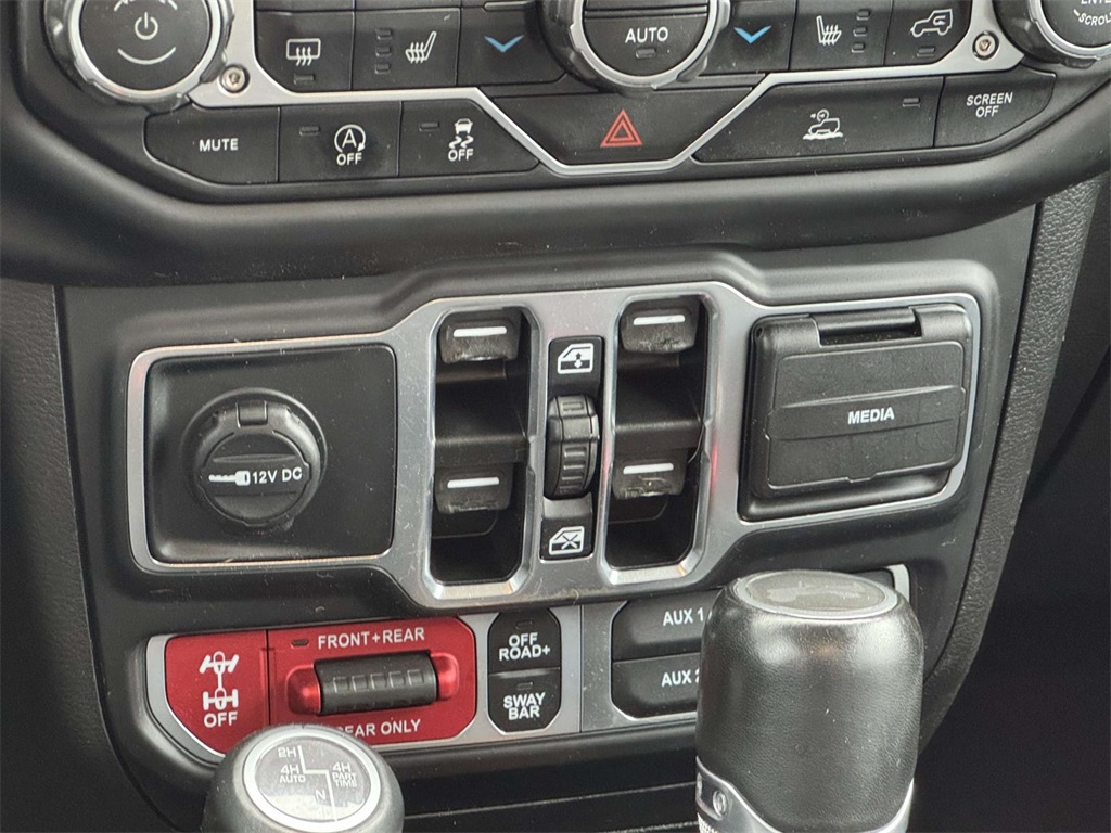 2023 Jeep Wrangler Rubicon photo 20