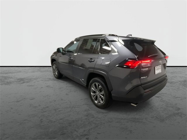 2022 Toyota RAV4 Hybrid XLE Premium photo 6