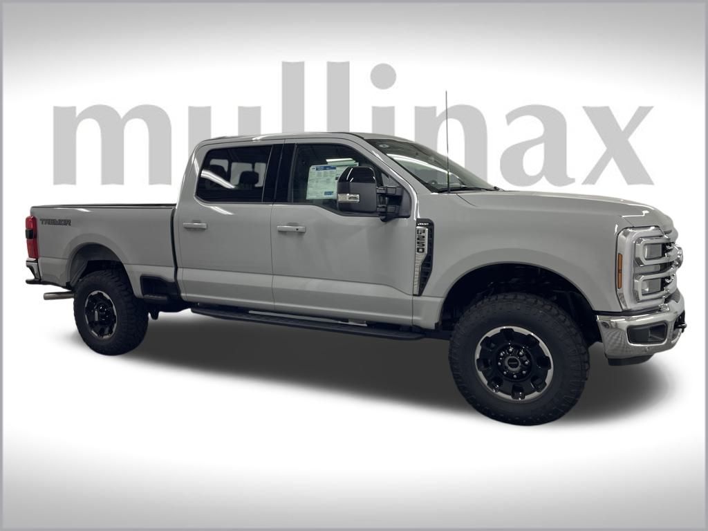 2026 Ford F-250 Lariat photo 2