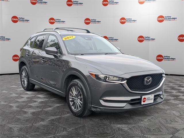 2017 Mazda CX-5 Touring photo 2