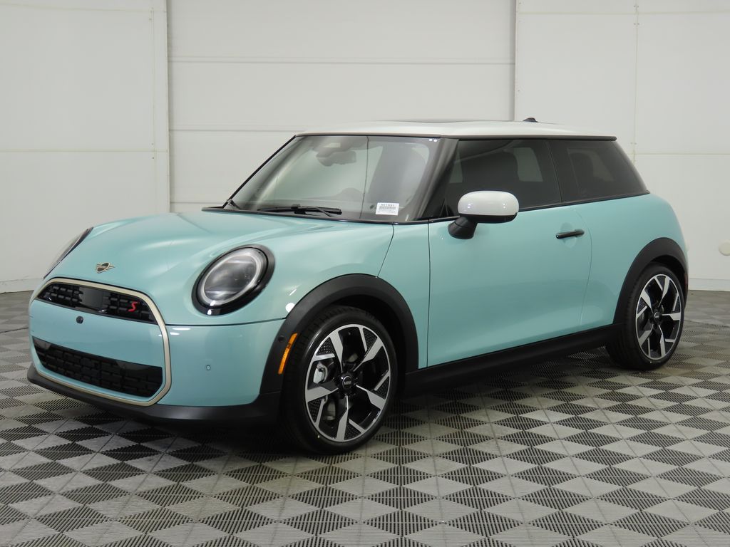 2026 MINI Hardtop 2 Door S's photo