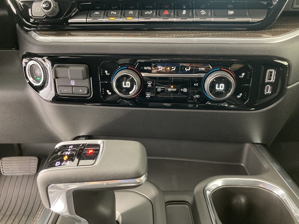 2026 Chevrolet Silverado 1500 LT photo 8