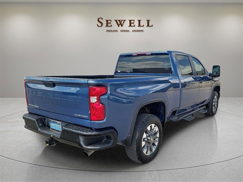 2024 Chevrolet Silverado 2500HD Custom photo 4