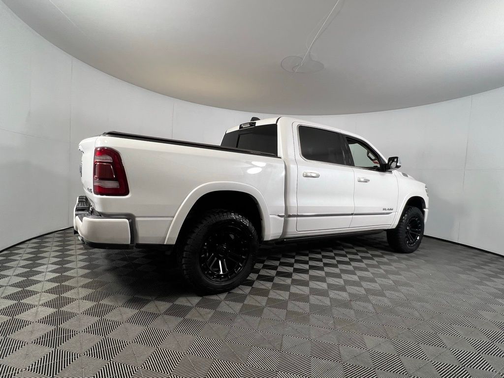 2022 Ram 1500 Limited photo 3