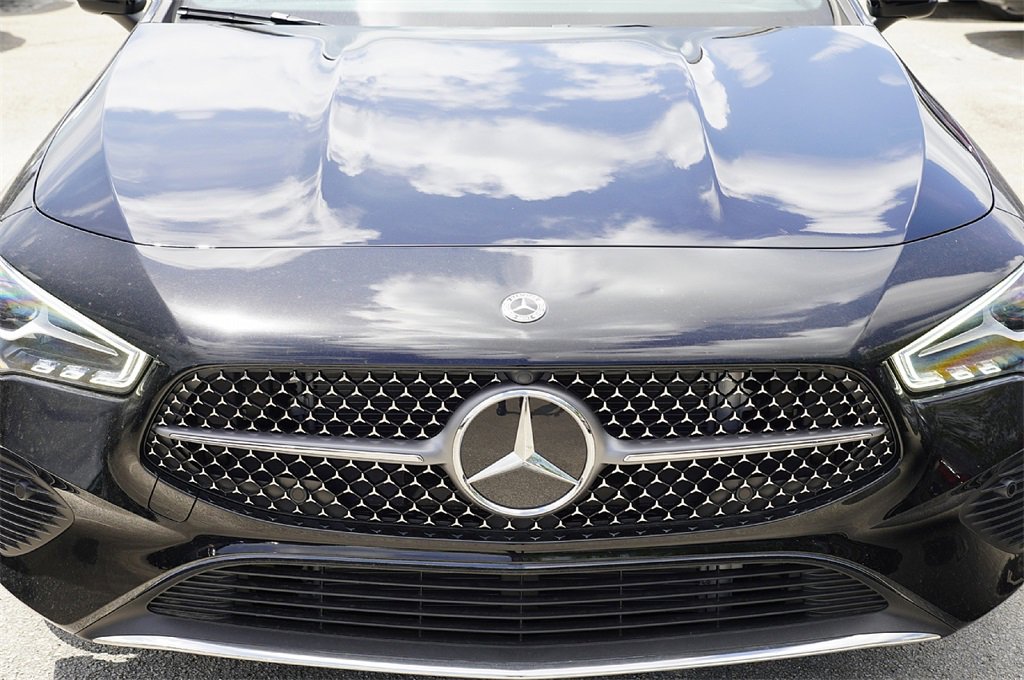 2025 Mercedes Benz CLA 250 photo 7