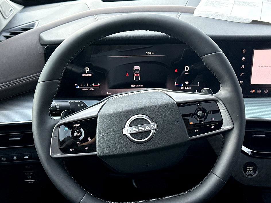 2025 Nissan Murano Platinum photo 13