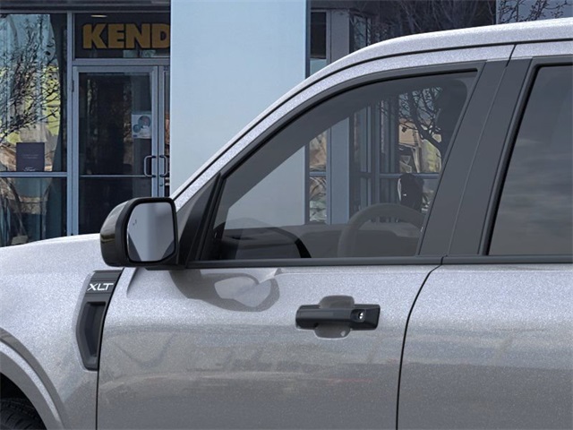 2025 Ford Maverick XLT photo 17