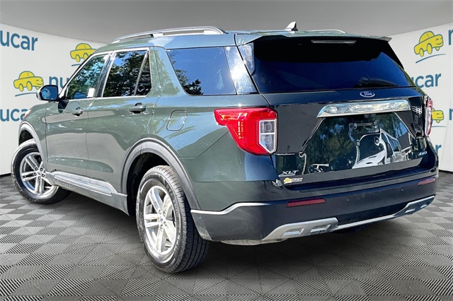 2022 Ford Explorer XLT photo 2