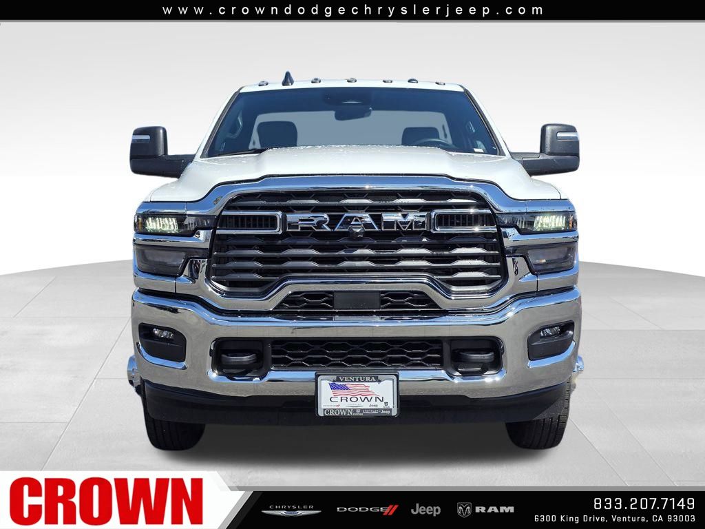 2026 Ram 3500 Tradesman photo 2