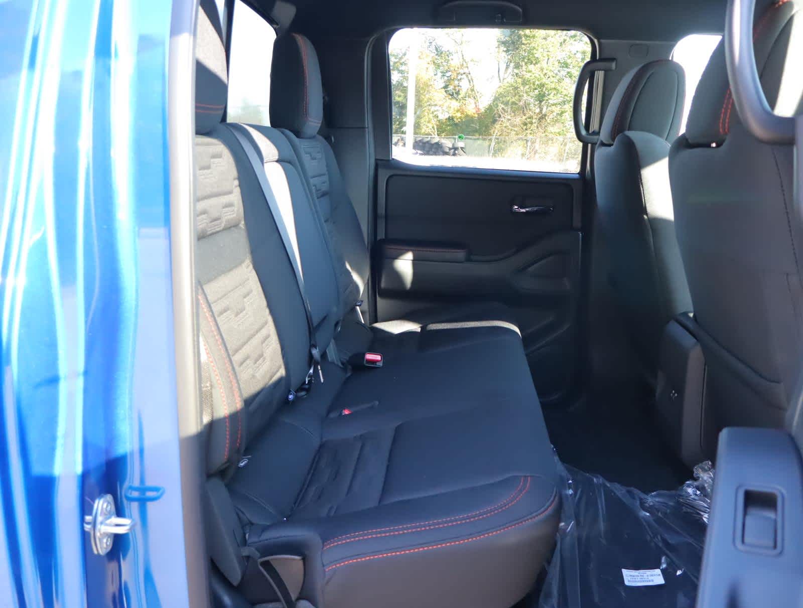 2025 Nissan Frontier PRO-4X photo 16