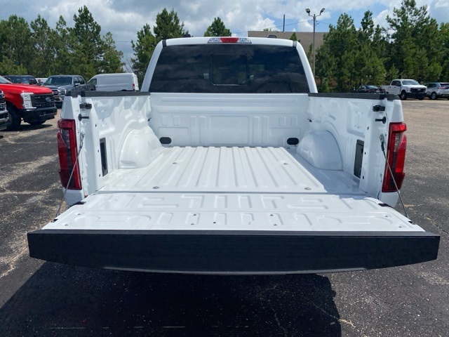 2025 Ford F-150 XLT photo 19