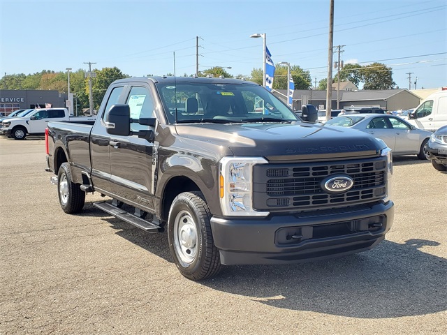 2024 Ford F-250 XL photo 2