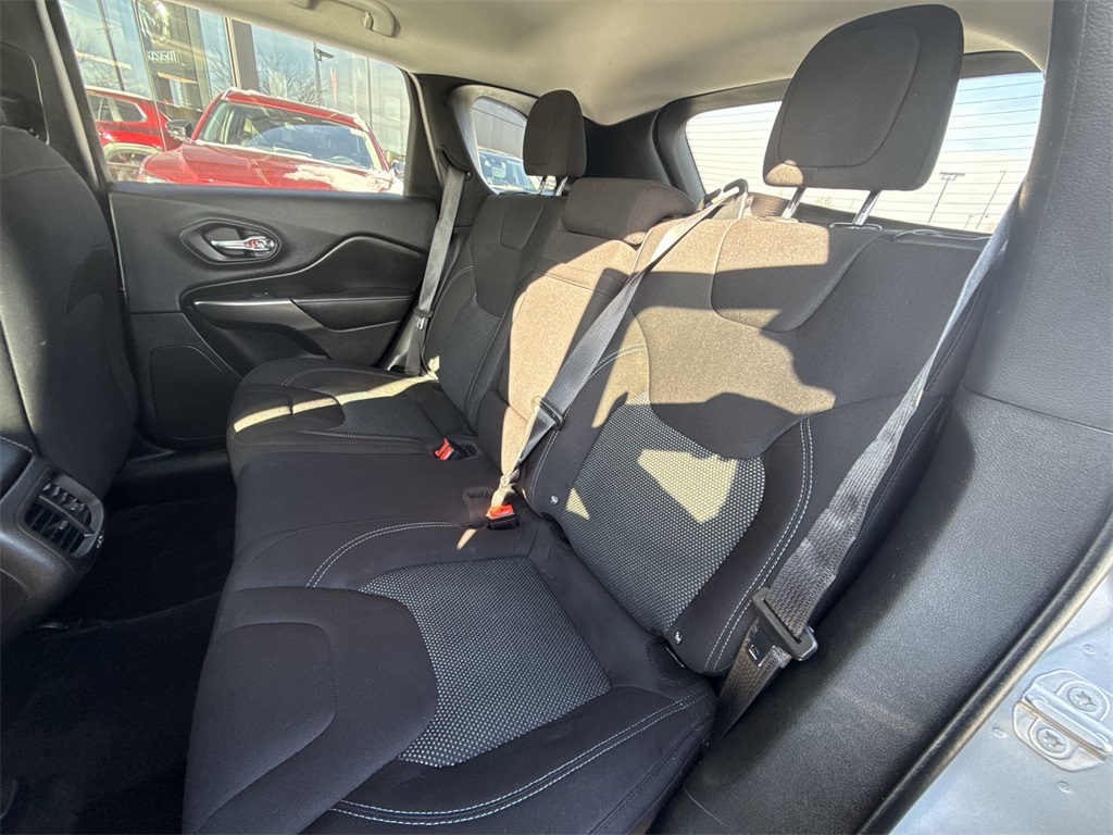 2019 JEEP CHEROKEE - Image 22