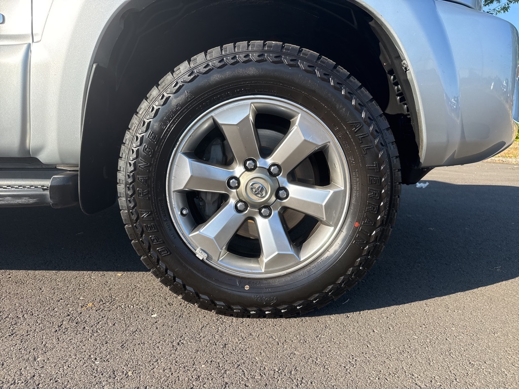 2007 Toyota 4Runner Limited V8 photo 9