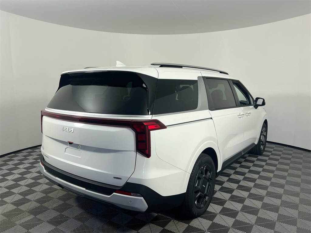 2026 Kia Carnival EX photo 3
