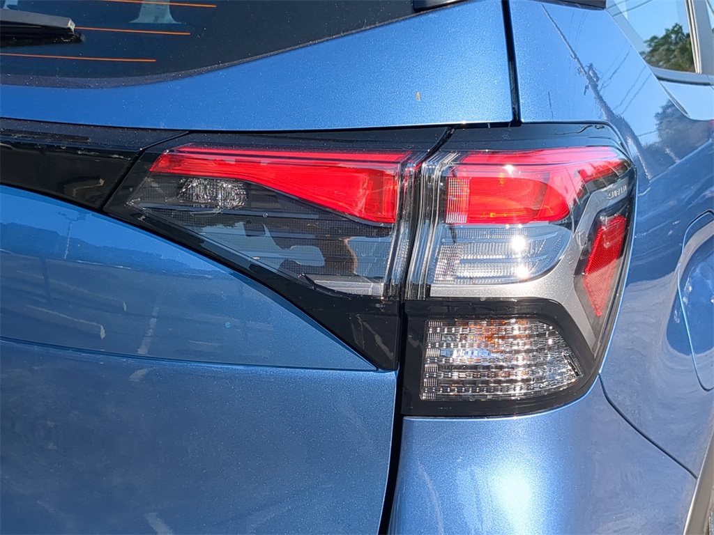 2025 Subaru Forester Base photo 7