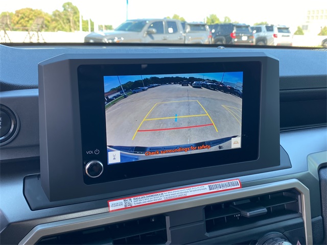 2025 Toyota Tacoma SR5 4x4 Double Cab photo 11